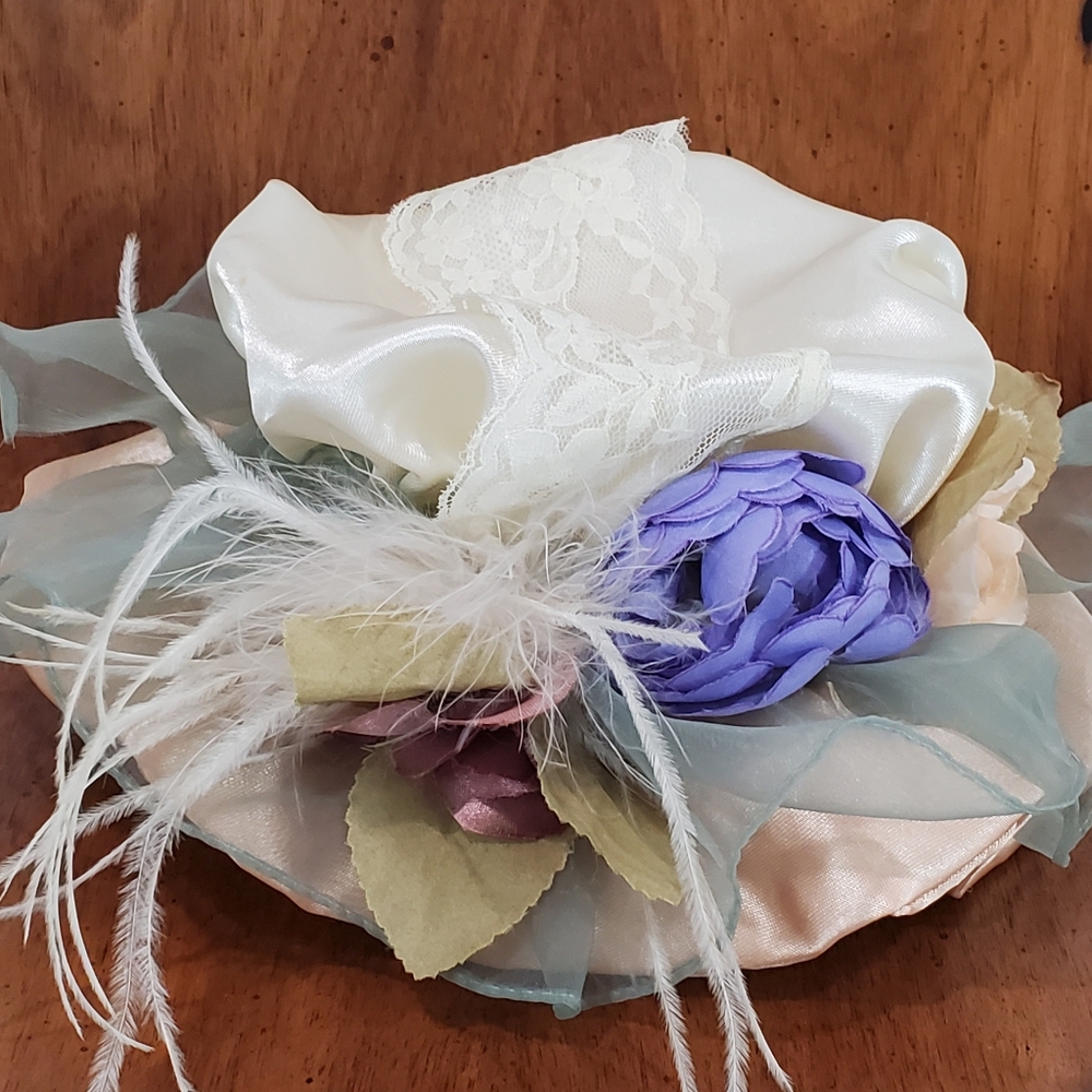 Trinket Keepsake Gift Box Vintage Hat Style